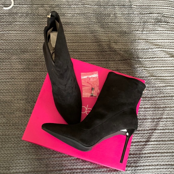 Shoe Dazzle Shoes - Shoedazzle Booties